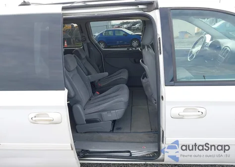 2006 Chrysler Town & Country Lx из США, поврежденный, VIN 2A4GP44R66R666282